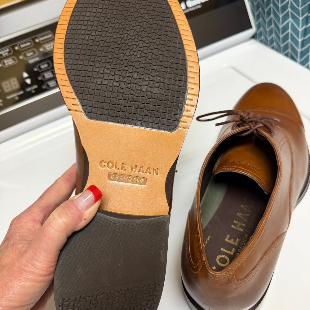 Men's Sz. 11 Cole Haan Grand 360 Design and Engineering Lightweight NEW Cap Toe